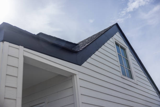 How To Choose The Right Materials for Your Siding Installation in 'Pixley, CA